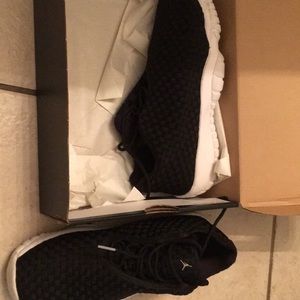 Size: 7Y Air Jordan Future Low BG